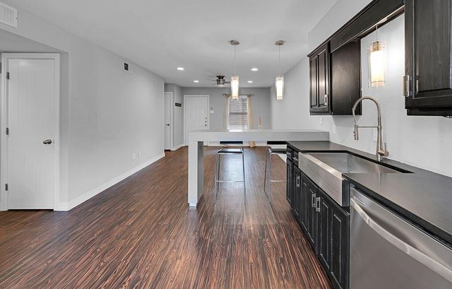 1342 S 12th Street, Waco, TX 76706