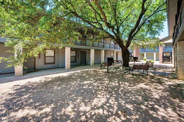 1342 S 12th Street, Waco, TX 76706