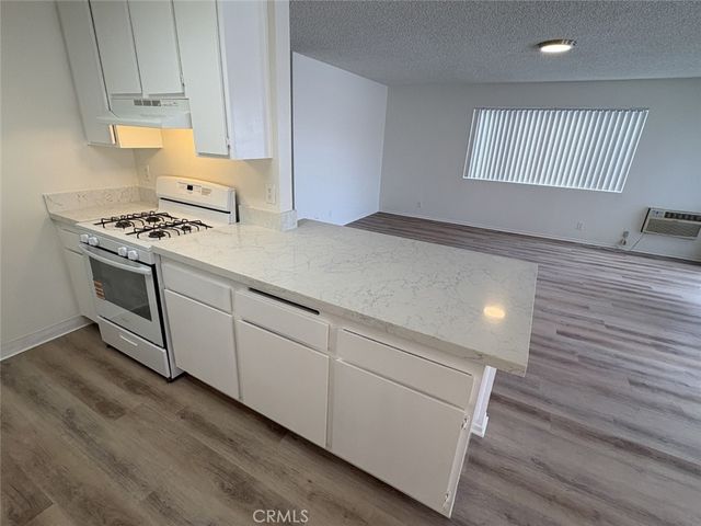 1210 S S. Sharon Circle 17, Anaheim, CA 92804
