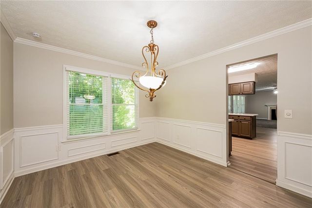 745 Mountain Oaks Parkway, Stone Mountain, GA 30087