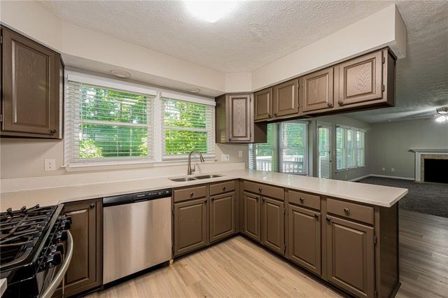 745 Mountain Oaks Parkway, Stone Mountain, GA 30087