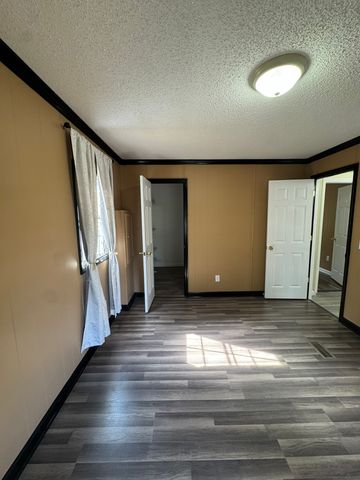 1045 Buckner Ridge Road, Bon Aqua, TN 37025