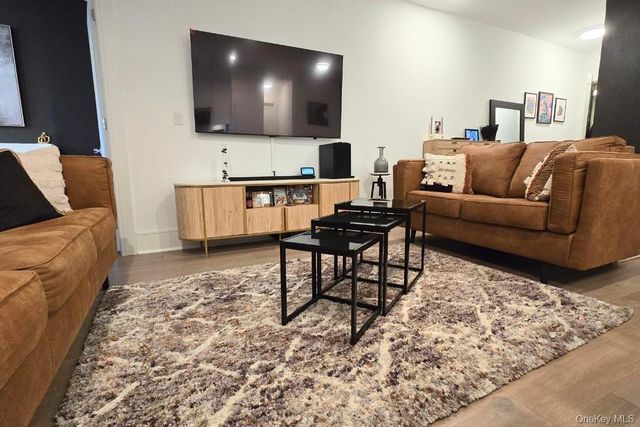 148-09 Northern Boulevard 2O, Flushing, NY 11354