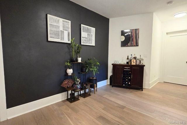 148-09 Northern Boulevard 2O, Flushing, NY 11354