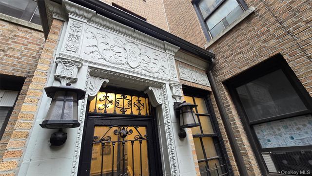 148-09 Northern Boulevard 2O, Flushing, NY 11354