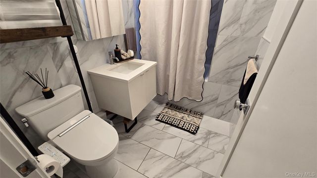 148-09 Northern Boulevard 2O, Flushing, NY 11354