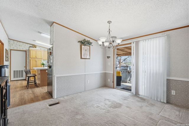 708 Mesquite, Jourdanton, TX 78026