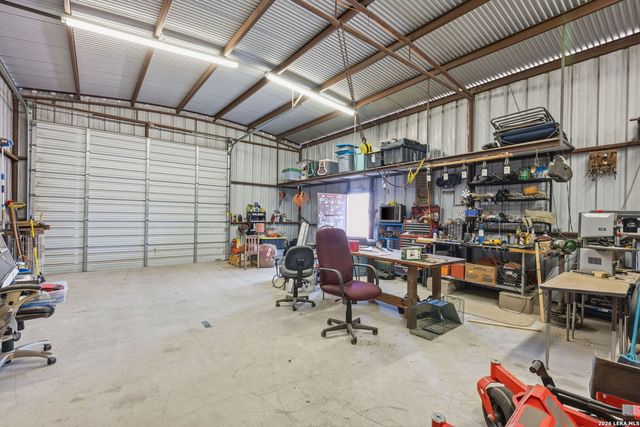 708 Mesquite, Jourdanton, TX 78026