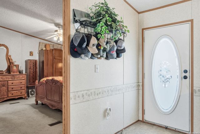 708 Mesquite, Jourdanton, TX 78026