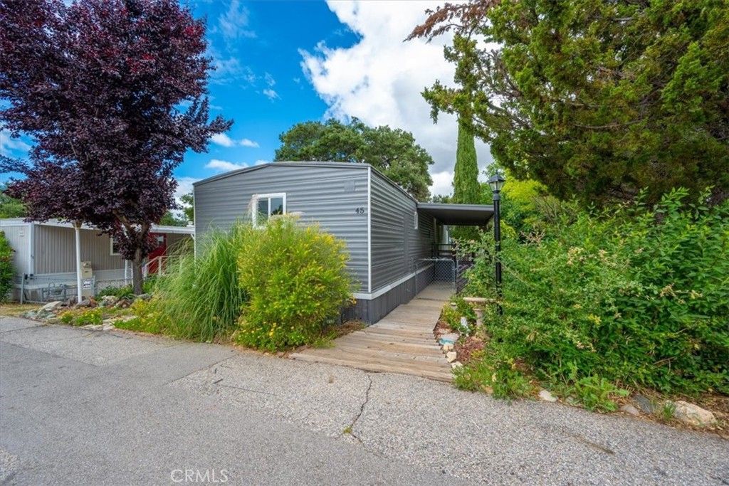 Image 1 of property listing at 5715 Santa Cruz, Atascadero, CA 93422