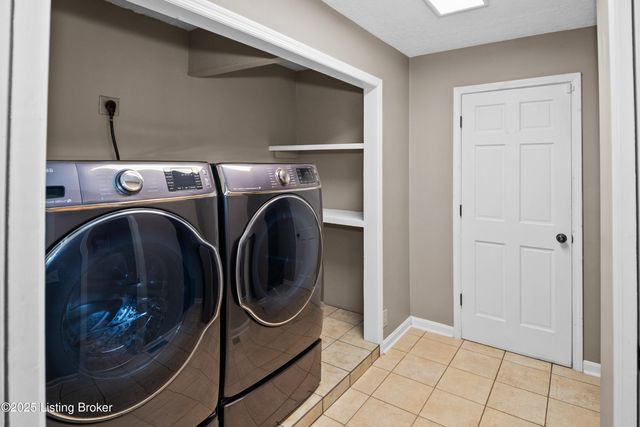 722 Old Bloomfield Rd, Bardstown, KY 40004