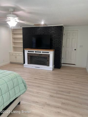 722 Old Bloomfield Rd, Bardstown, KY 40004