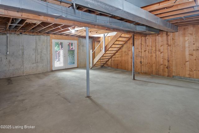 722 Old Bloomfield Rd, Bardstown, KY 40004