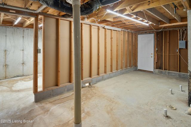 722 Old Bloomfield Rd, Bardstown, KY 40004