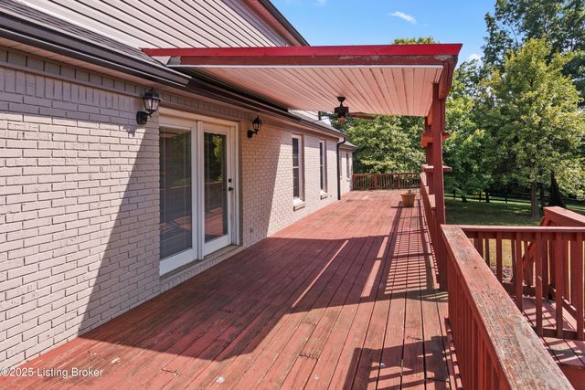 722 Old Bloomfield Rd, Bardstown, KY 40004