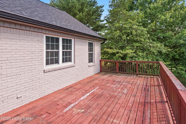 722 Old Bloomfield Rd, Bardstown, KY 40004