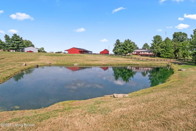 722 Old Bloomfield Rd, Bardstown, KY 40004