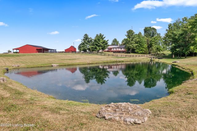 722 Old Bloomfield Rd, Bardstown, KY 40004