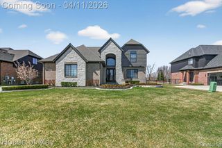 54933 Black Hills Lane, Utica, MI 48316