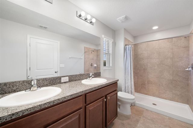 7678 GINGER LILY COURT, Tampa, FL 33619