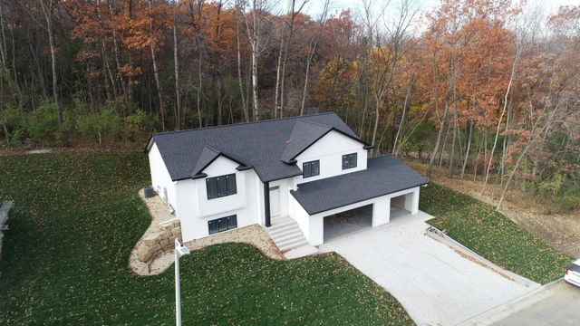 2141 Ponderosa Place SW, Rochester, MN 55902