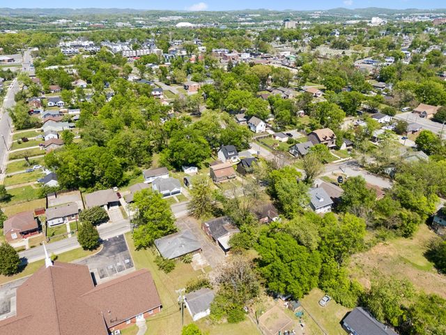 2402 Buchanan St, Nashville, TN 37208