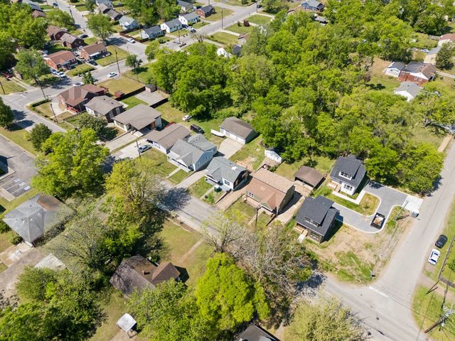 2402 Buchanan St, Nashville, TN 37208