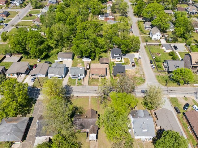 2402 Buchanan St, Nashville, TN 37208