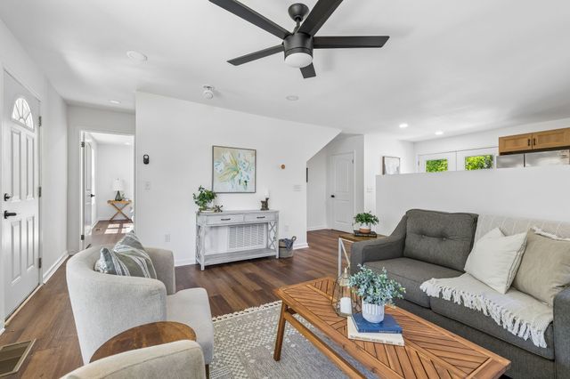 2402 Buchanan St, Nashville, TN 37208