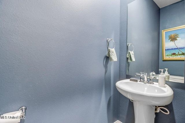 5126 Fairbury Way, D'iberville, MS 39540