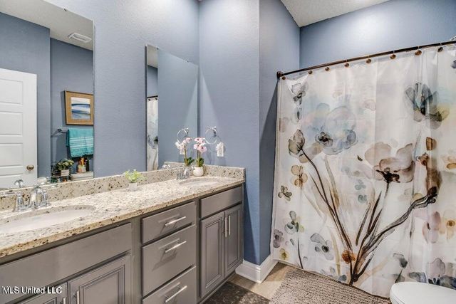 5126 Fairbury Way, D'iberville, MS 39540