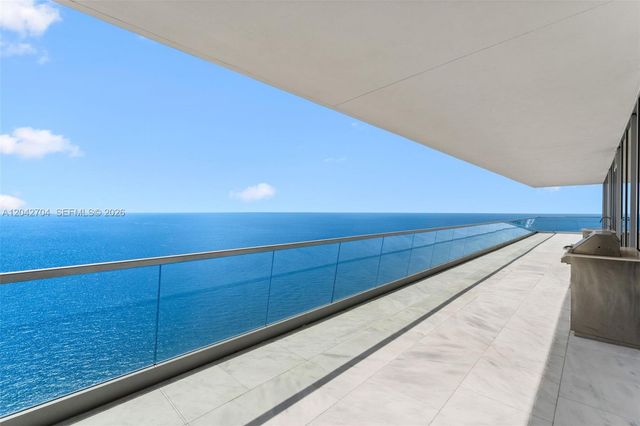 18501 Collins Avenue 400304, Sunny Isles Beach, FL 33160