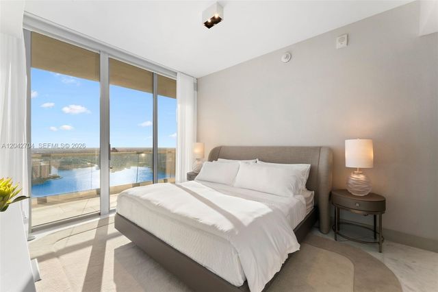 18501 Collins Avenue 400304, Sunny Isles Beach, FL 33160