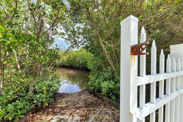 4627 BARRACUDA DRIVE, Bradenton, FL 34208