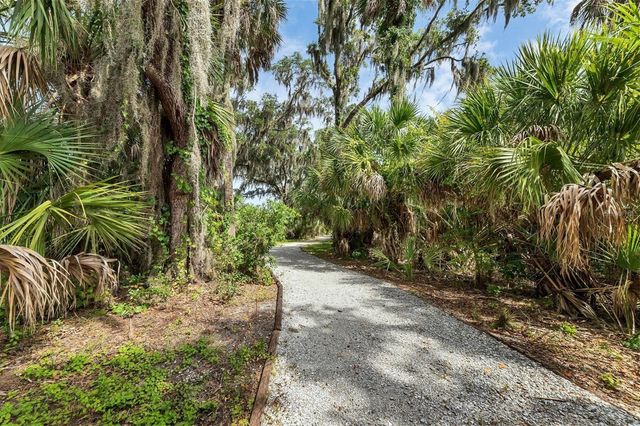 4627 BARRACUDA DRIVE, Bradenton, FL 34208