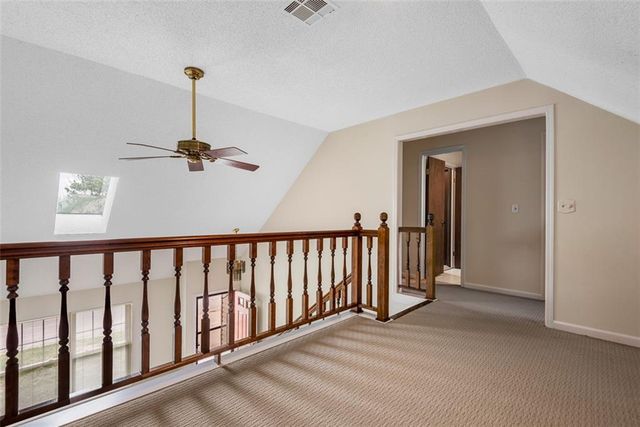 10128 W 86th Terrace, Overland Park, KS 66212