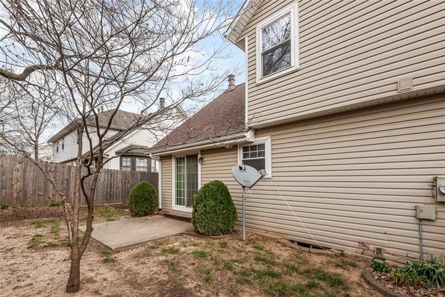 10128 W 86th Terrace, Overland Park, KS 66212