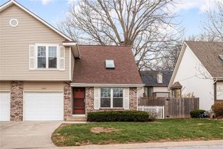 10128 W 86th Terrace, Overland Park, KS 66212