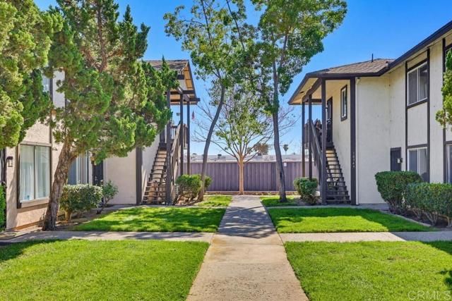 10347 Carefree Drive, Santee, CA 92071