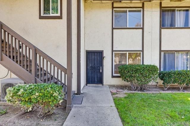 10347 Carefree Drive, Santee, CA 92071