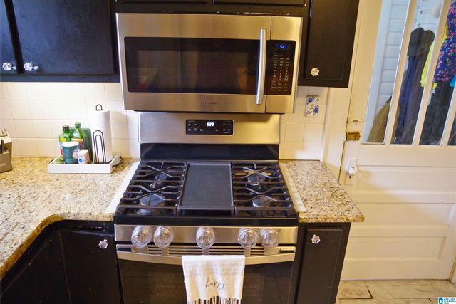 906 6TH AVENUE N, Clanton, AL 35045