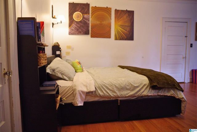 906 6TH AVENUE N, Clanton, AL 35045