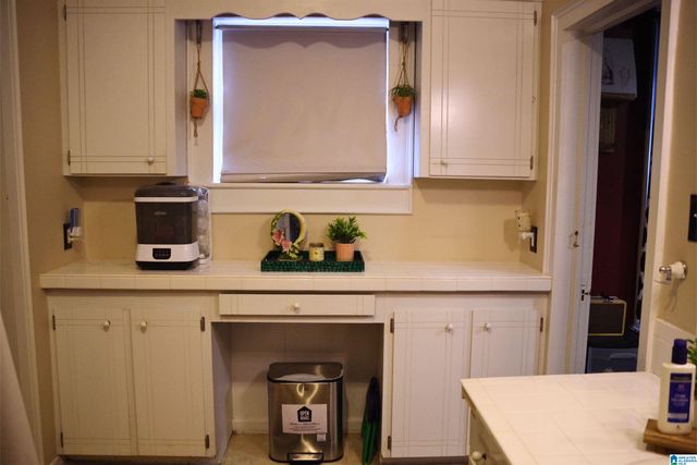 906 6TH AVENUE N, Clanton, AL 35045