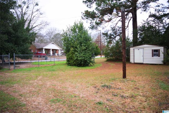 906 6TH AVENUE N, Clanton, AL 35045