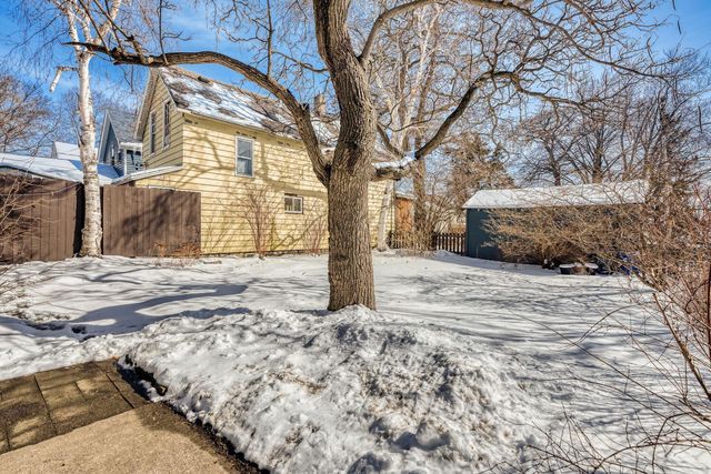 254 Western Avenue S, Saint Paul, MN 55102