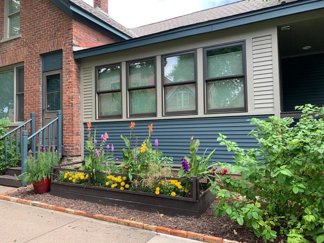 254 Western Avenue S, Saint Paul, MN 55102