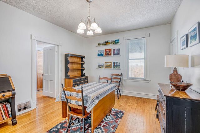 254 Western Avenue S, Saint Paul, MN 55102