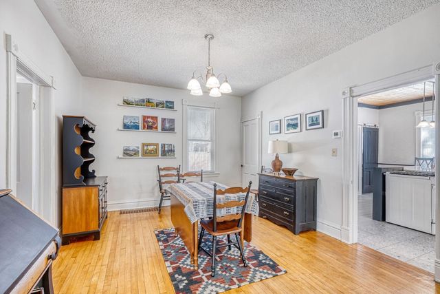 254 Western Avenue S, Saint Paul, MN 55102