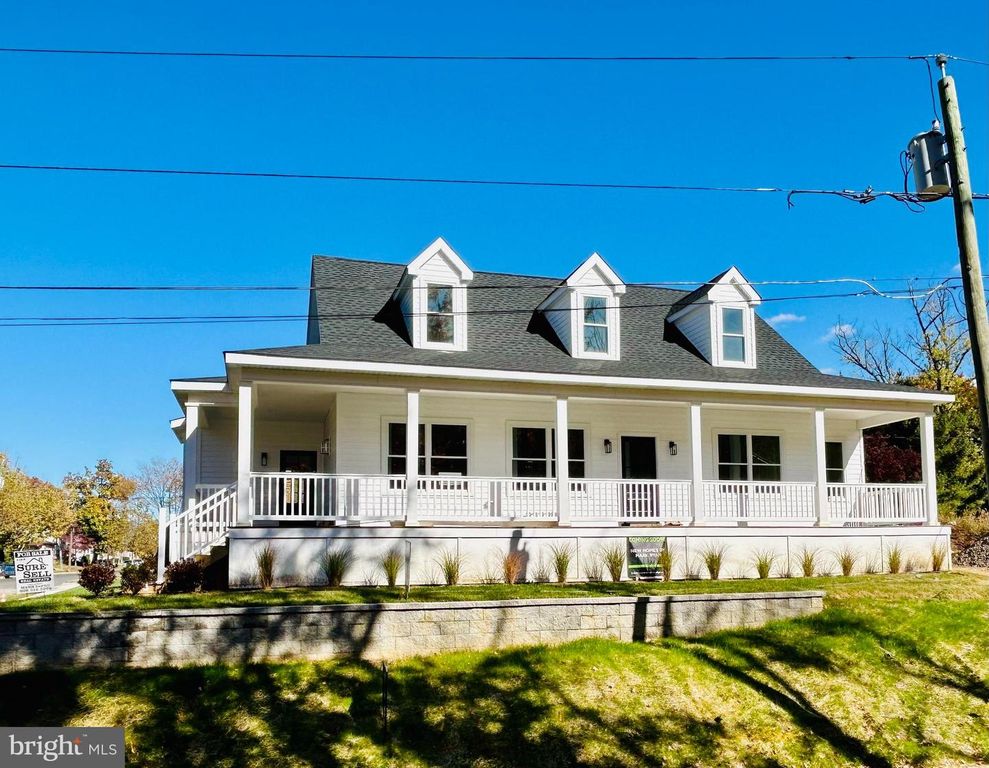 200 EAST LAKE DRIVE, Audubon, NJ 08106