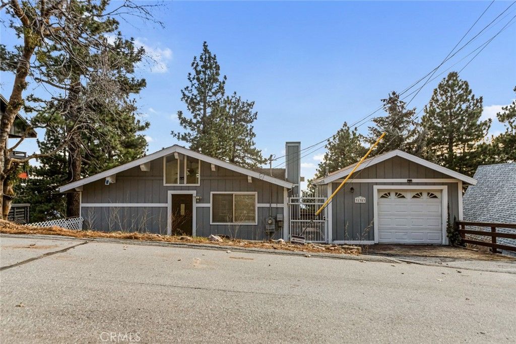 31353 Marcella, Running Springs, CA 92382
